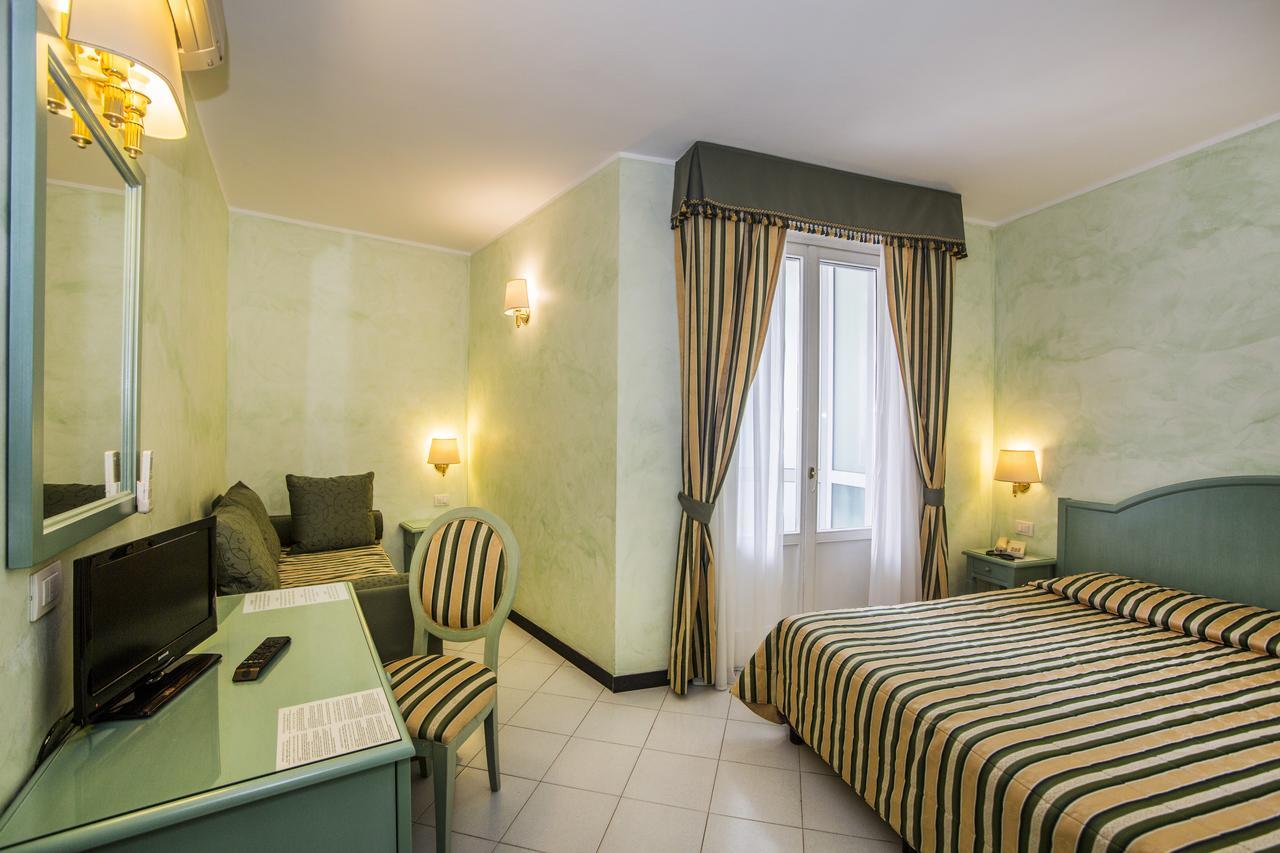 Triple Room with Balcony